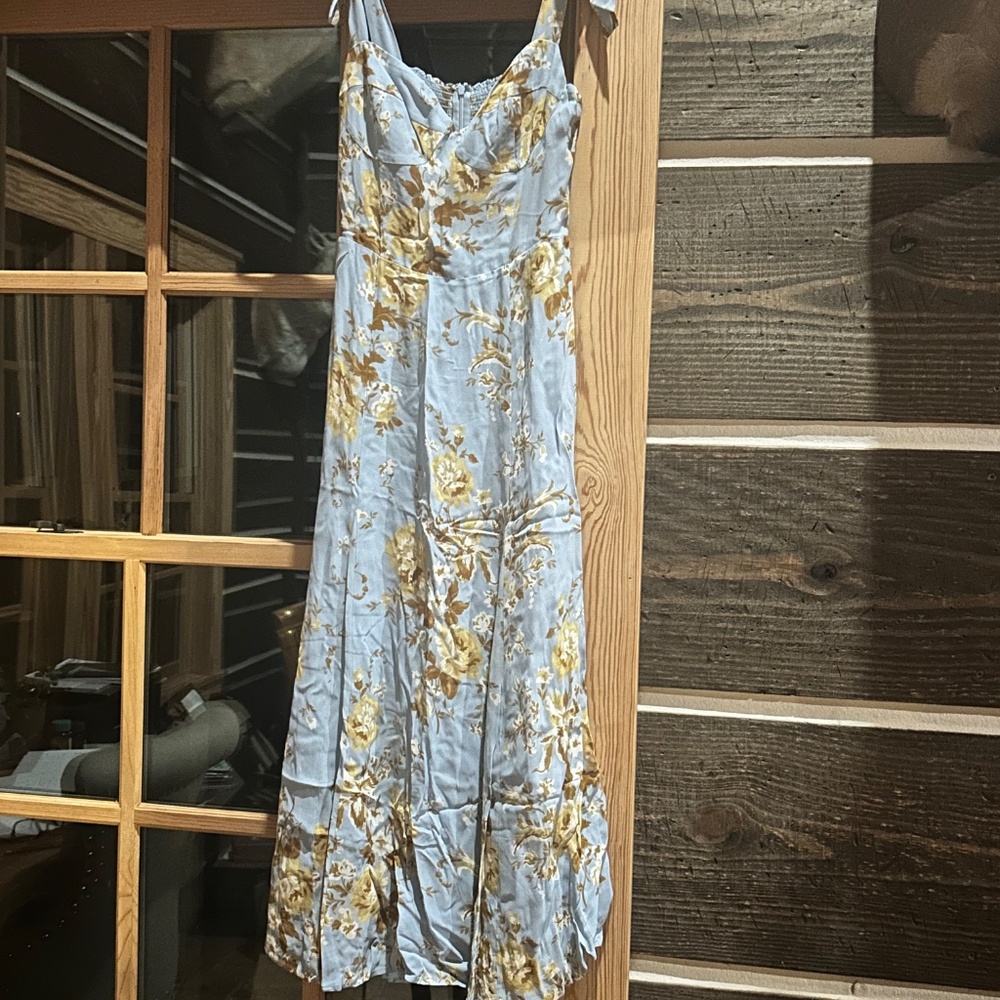 Reformation formal dress - Picture 5 of 5
